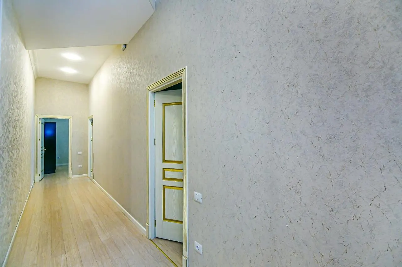 Fountan Square Vip 6 Bedroom Baku Apartment