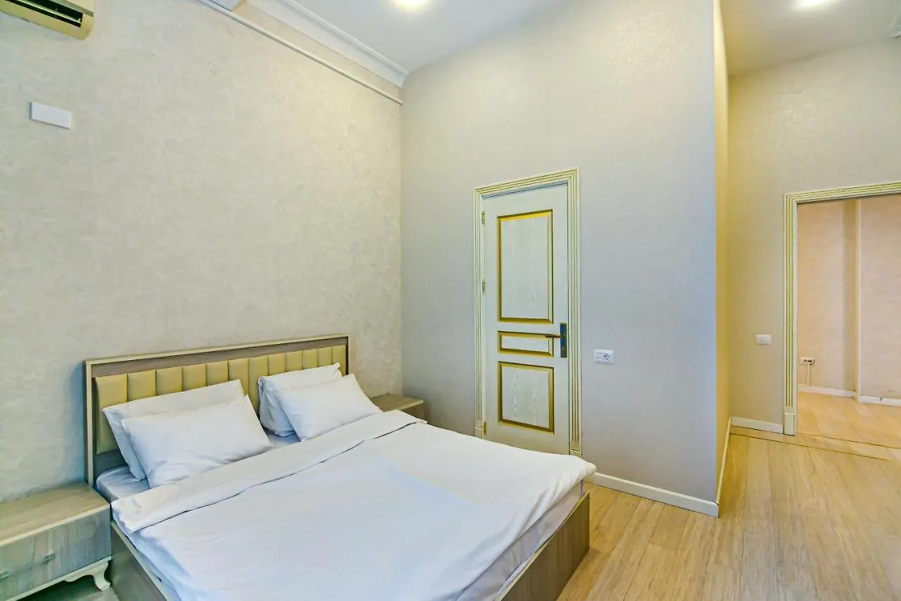 Apartment Fountan Square Vip 6 Bedroom Baku Azerbaijan