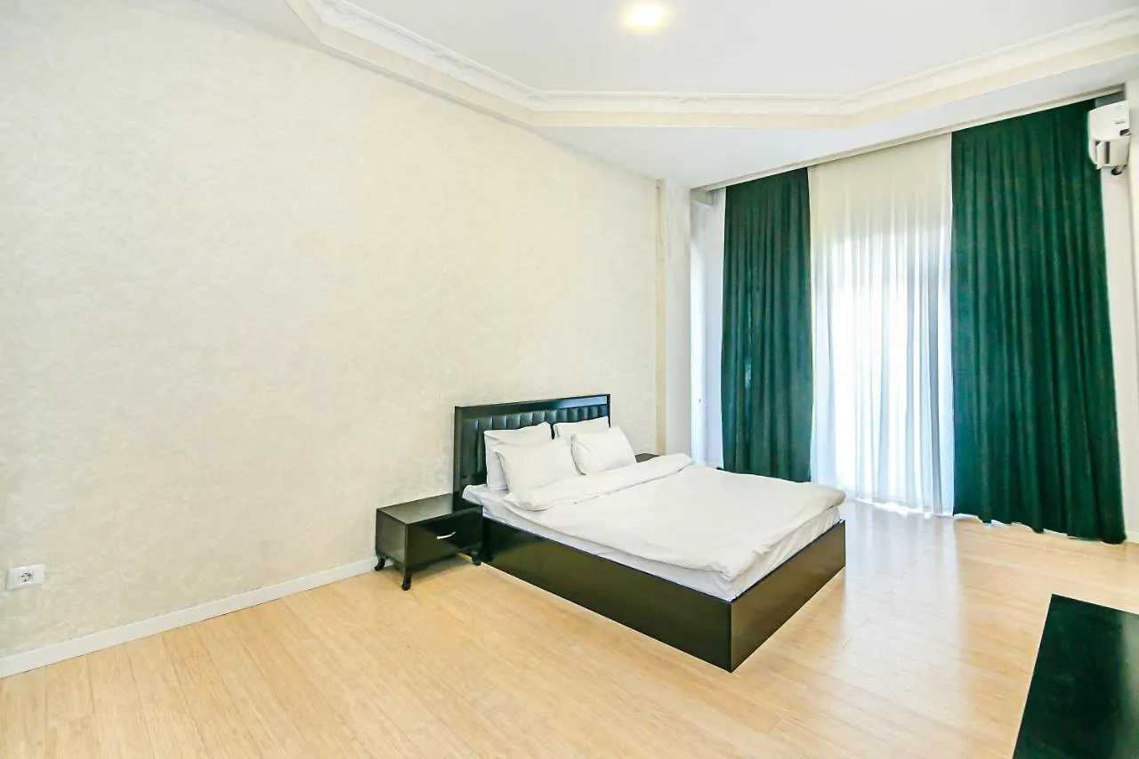 Fountan Square Vip 6 Bedroom Baku